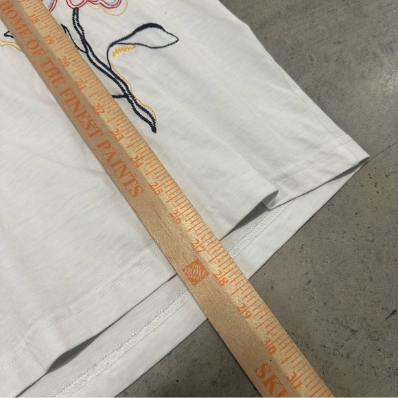 Kith & Kin Embroidered Flower Tee - Picture 7 of 9